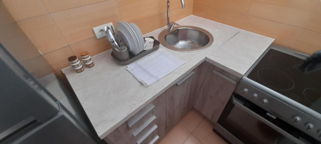 Apartment Luka Podgorica Exteriör bild